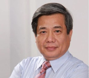 Giáo sư Giang