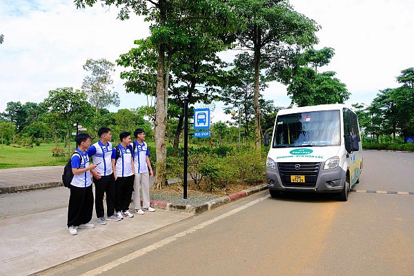 Kích hoạt giao thông xanh: 5 tuyến buýt kết nối thẳng vào nội khu