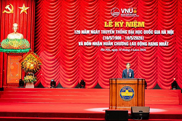 Diễn văn của Giám đốc ĐHQGHN tại Lễ kỷ niệm 120 năm ngày truyền thống ĐHQGHN