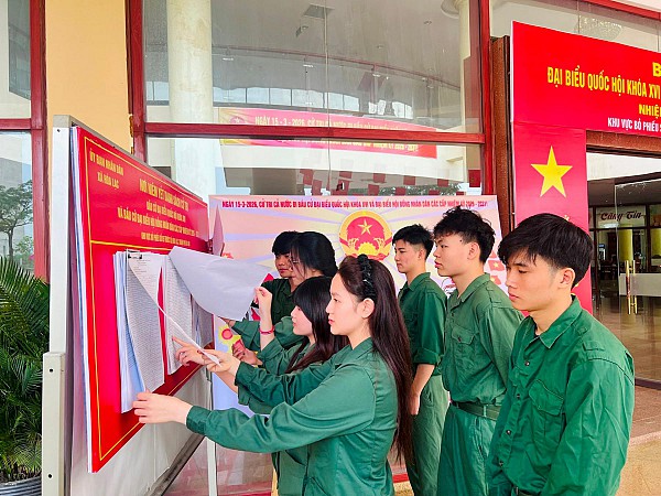 Sức trẻ Hòa Lạc sẵn sàng cho ngày bầu cử