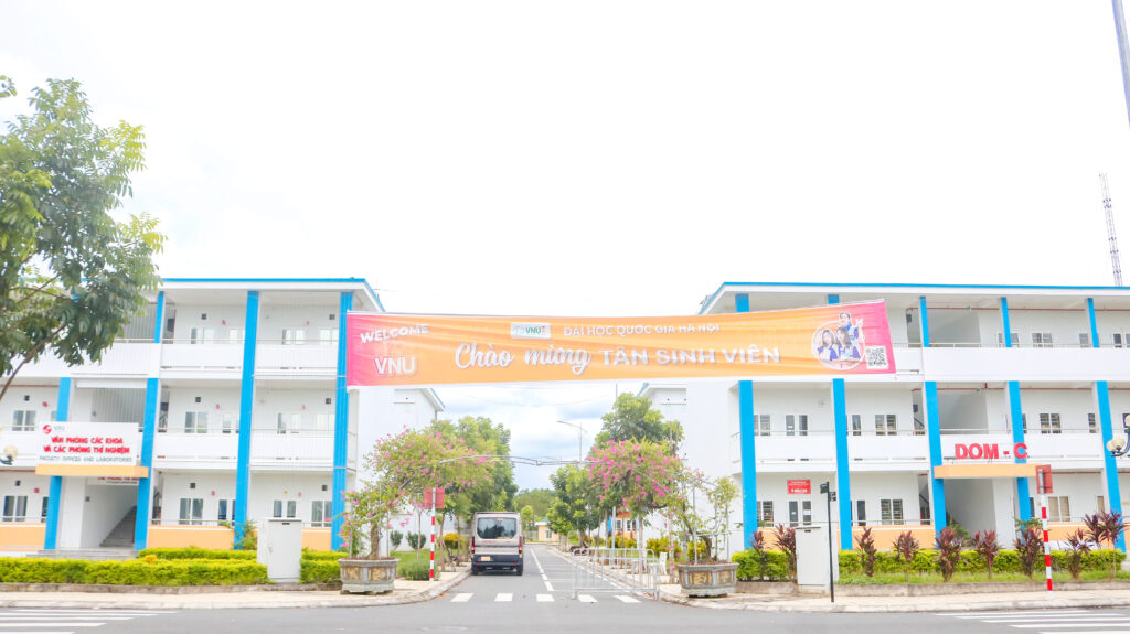 Hình ảnh tại ký túc xá QG-HN04