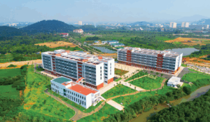 Tổ hợp Zone 4 nơi có tòa nhà HT1, HT2 với hàng nghìn học sinh, sinh viên và cán bộ giảng dạy đang làm việc từ năm 2022