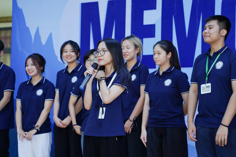 TẬP HUẤN SINH HOẠT SINH VIÊN TẬP HUẤN SINH HOẠT SINH VIÊN